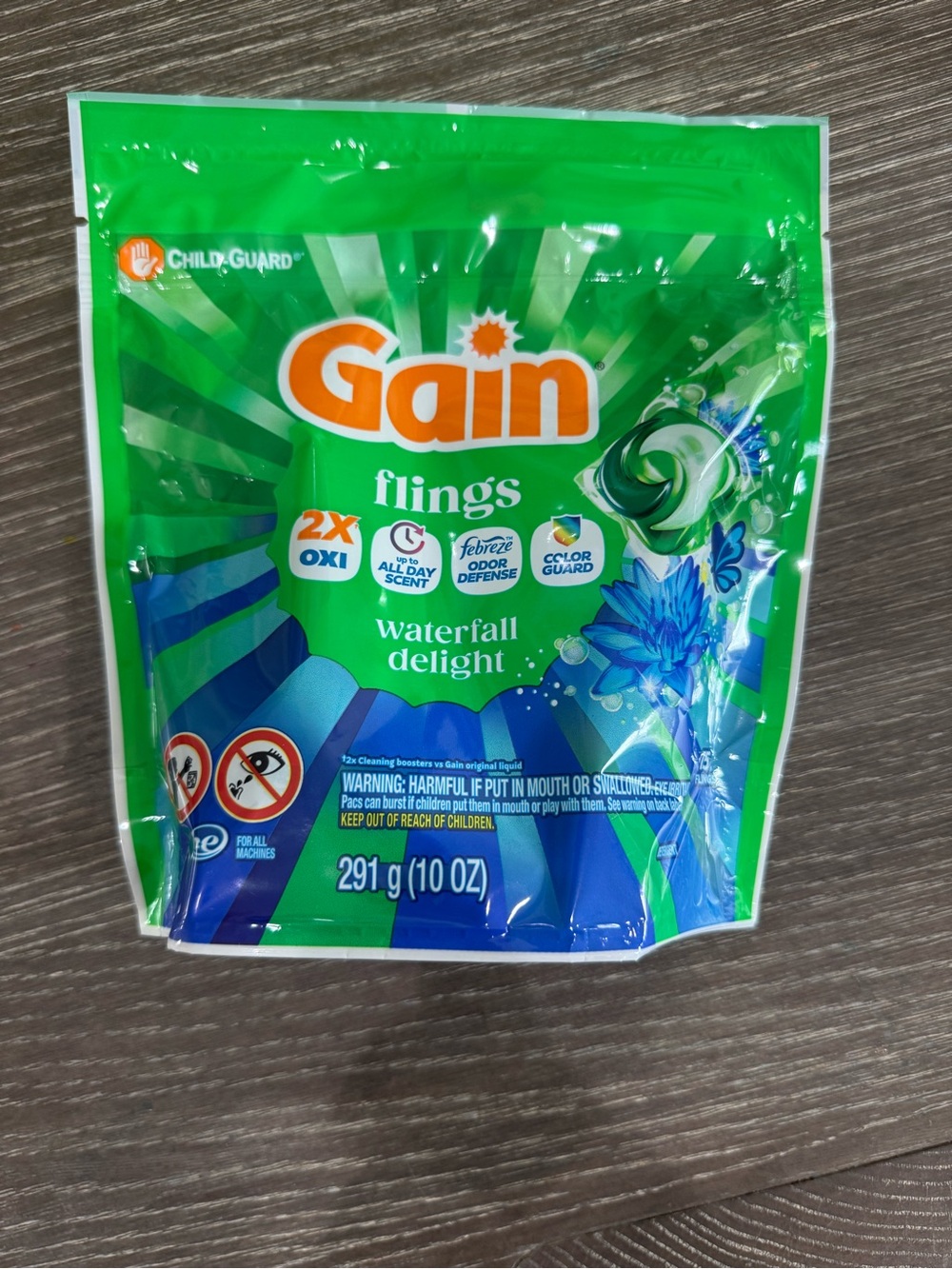NWT Gain Flings Waterfall Delight Laundry Detergent Pacs 15 count